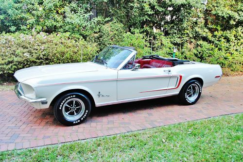 Absolutly stunning rare 68 ford mustang convertible v-8 auto,p.s must see drive