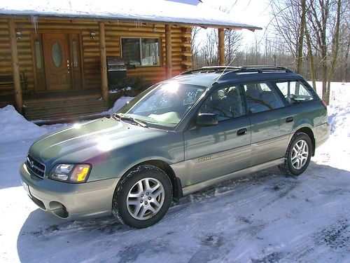 2001 subaru legacy wagon outback awd or  4x4 ,  clear title