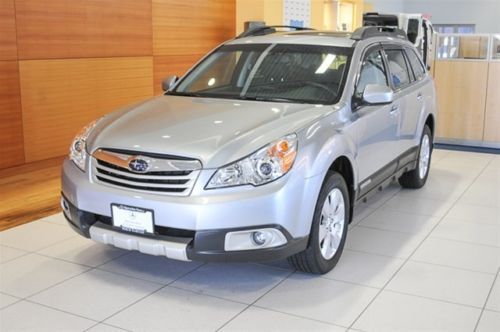 Used 2012 outback limited with leather sunroof heated seats backup cam
