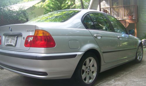 Sell Used 2000 Bmw 323i Base Sedan 4 Door 2 5l Sport