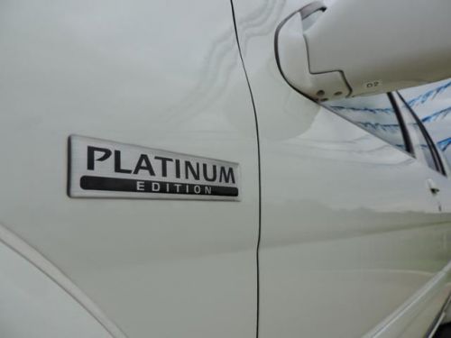 2004 nissan pathfinder le platinum