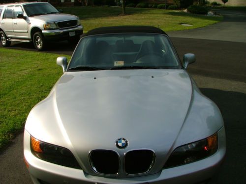 1996 Z3 Arctic Silver 5 speed Convertible, 26k miles Immaculate & Original, US $12,500.00, image 1