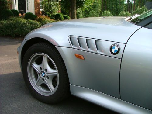 1996 Z3 Arctic Silver 5 speed Convertible, 26k miles Immaculate & Original, US $12,500.00, image 2