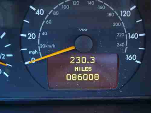 2001 Mercedes-Benz E430 4Matic Sedan 4-Door 4.3L - CLEAN CAR - LOW MILES, image 12