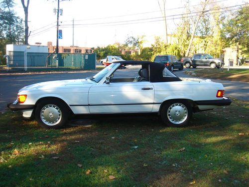 Mercedes benz 1989 560sl roadster white and gray leather