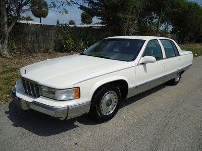 Florida 96 cadillac fleetwood brougham 74k miles cold weather package runs great