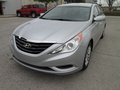 2013 sonata gls like new only 10k no reserve super clean in and out, financing