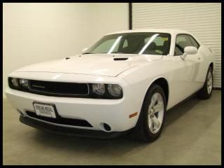 11 challenger coupe 3.6l v6 traction aux alloys one owner priced to sell