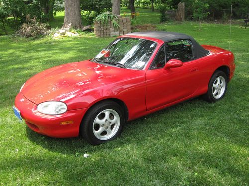 1999 mazda miata base convertible 2-door 1.8l