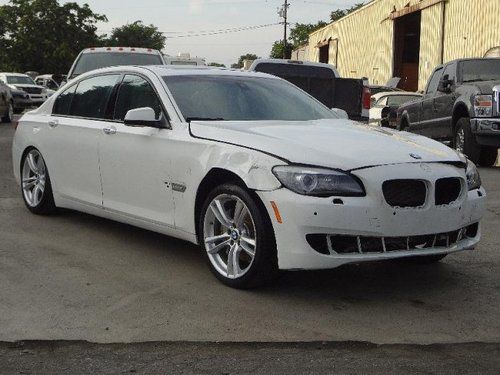 2012 bmw 740il damaged salvage only 21k miles loaded priced to sell wont last!!