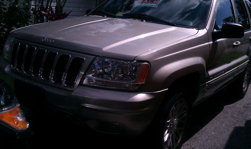 Jeep cherokee 2003 grey excellent conditions only 35000 miles great mileage