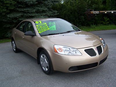 Excellent condition - low miles - one owner - 3 month/unlimited miles warranty