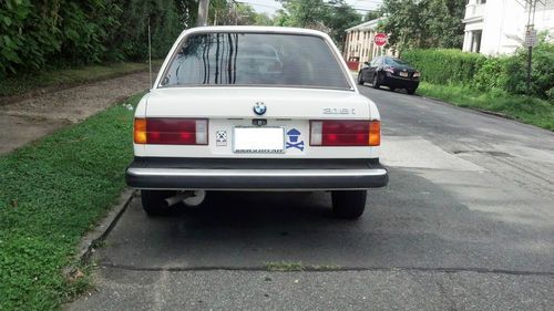 1984 bmw 318i base coupe 2-door 1.8l