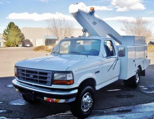 1997 ford f450 sd bucket truck 37' insulated bucket low miles