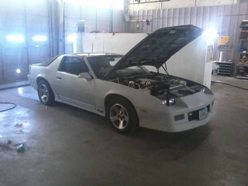1988 iroc z28 - 1 owner, only 96000 original miles 305 with tune port injection