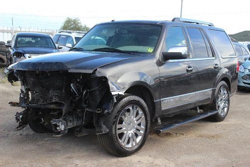 2007 lincoln navigator 4wd damaged salvage loaded priced to sell export welcome!