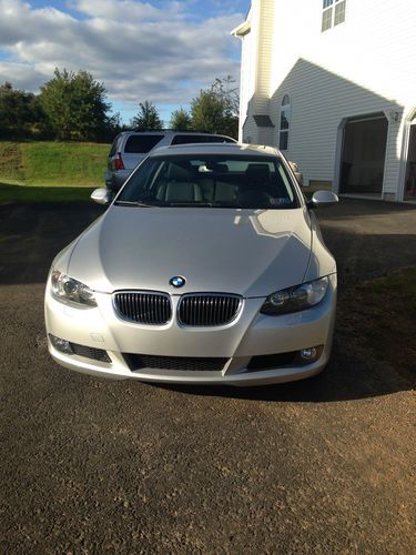 Silver 2009 bmw 328i coupe