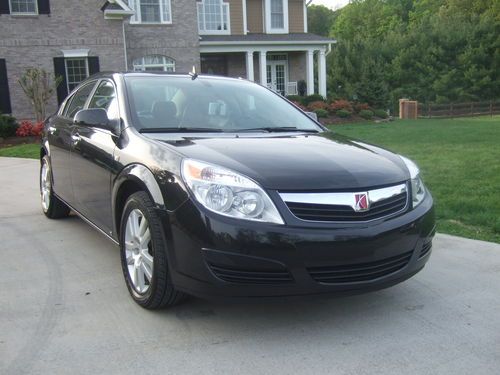 07 saturn aura xe black  free shipping   no reserve  must sell