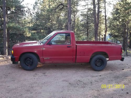 1991 chevy s10 truck 4 cylinder great on gas!