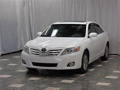 2011 camry xle v6 18k warranty 6cd sunroof heated leather tinted windows fwd
