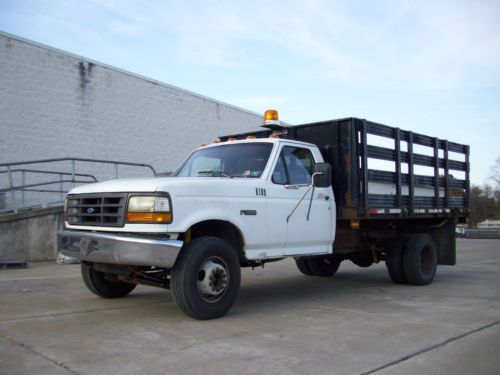 1994 ford f-450 stake body flatbed truck