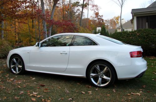 2011 audi a5 quattro  prestige 2-door 2.0l