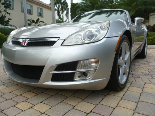 Satur sky roadster not a solstice leather 5 speed 1 owner palm beach car no rese