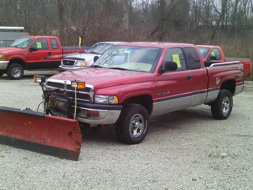1999 dodge ram - 4x4 - ext cab - meyer snow plow - plow truck -  no reserve !!