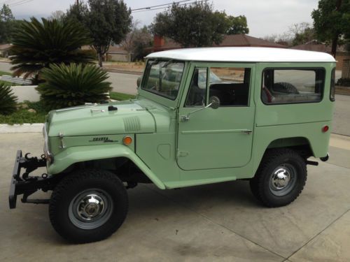 Unbelievable fully restored 1969 toyota land cruiser fj-40 ... matching numbers