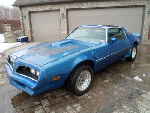 1978 trans am / extremely clean orig. sheet metal, org.. paint---455 motor