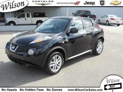 Sl juke low miles one owner leather manual tires touch screen nav sunroof