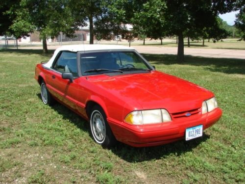 1993 ford mustang lx convertible 2-door 2.3l
