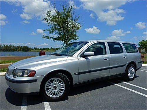 04 volvo v70! warranty! 61k miles! heated seats! 2-owners! no accidents!