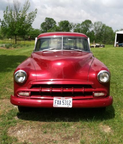 1952 chevy bel air deluxe hardtop coupe (small block chevy engine)