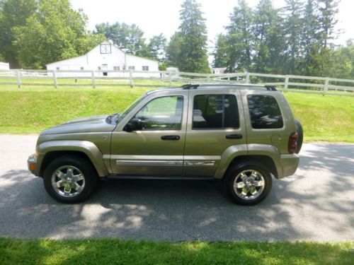 2005 jeep liberty limited 4x4 low miles priced to sell