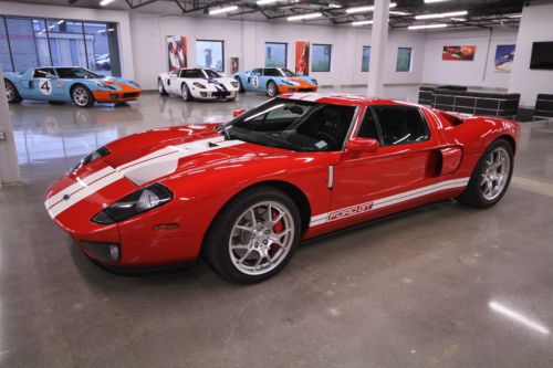 2006 ford gt base coupe 2-door 5.4l