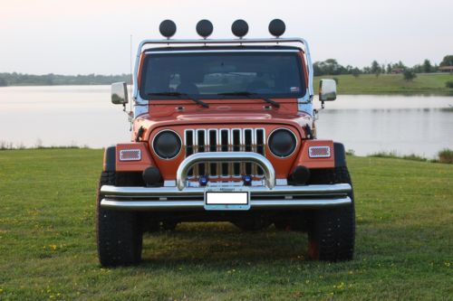 2001 jeep wrangler sport 4.0l 4x4 26k miles! mint condition always garaged