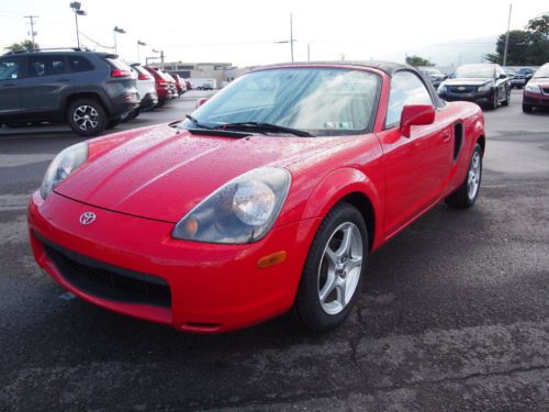 2002 toyota mr2 spyder convertible (low miles)