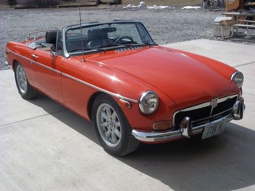 1974 mgb with air conditioning, cruise control, rivergate 5 speed, minilites