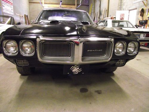 Black 1969 firebird &gt;400~auto trans~355 rear end.