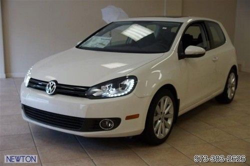 New 12 white vw golf 2.0l tdi turbo tech package auto hatchback sunroof miles 9