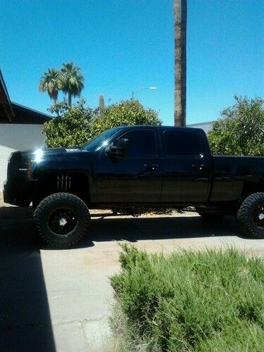 2008 custom lifted chevy 2500 diesel