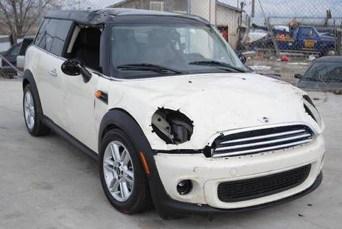 2012 mini cooper clubman damaged salvage only 2k miles like new runs! wont last!