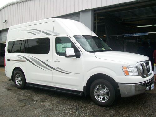 Nissan new 2012 nv2500 high top conversion van white v6 4.0l 440 miles