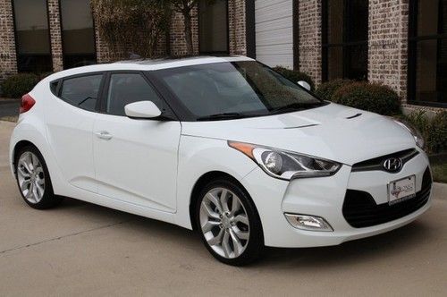 Reduced!! style package,sunroof,century white/black-red interior,clean,1-owner!!