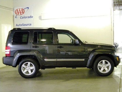 2011 jeep liberty 4x4, leather, sound system, 36k miles - great condition!