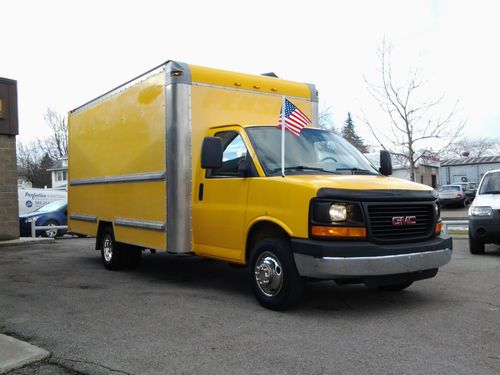2005 3500 dually cube van work truck super clean low reserve