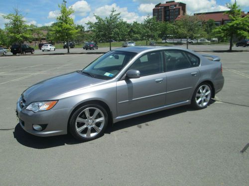 2009 subaru legacy 3.0r limited with navigation silver - uniquely equipped!
