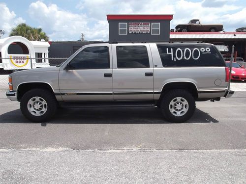 1999 chevrolet suburban 2500 4x2 4suv