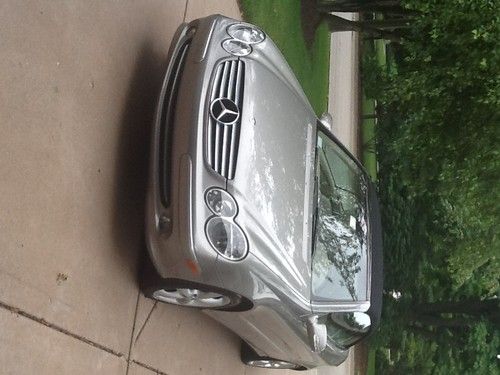 2004 clk convertible / very clean / summer car only/ 41,000 miles